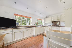 Photo 21- click for photo gallery